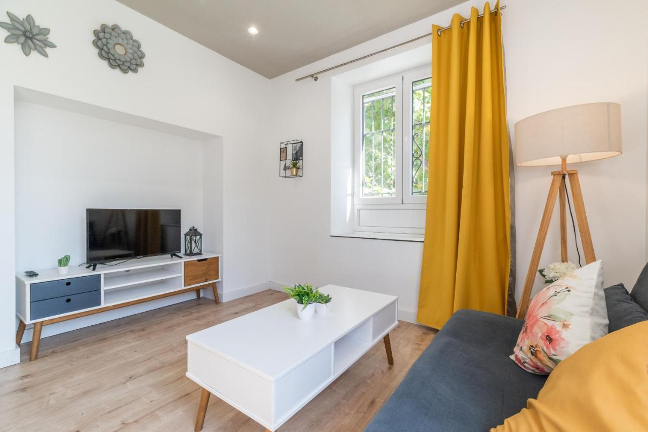 Moderno Apartamento En Centro De Granada Luaran gambar