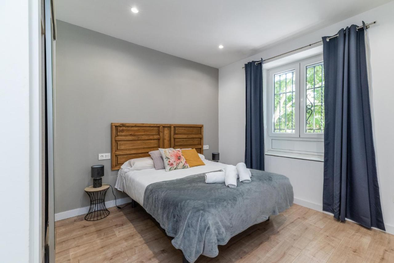 Moderno Apartamento En Centro De Granada Luaran gambar