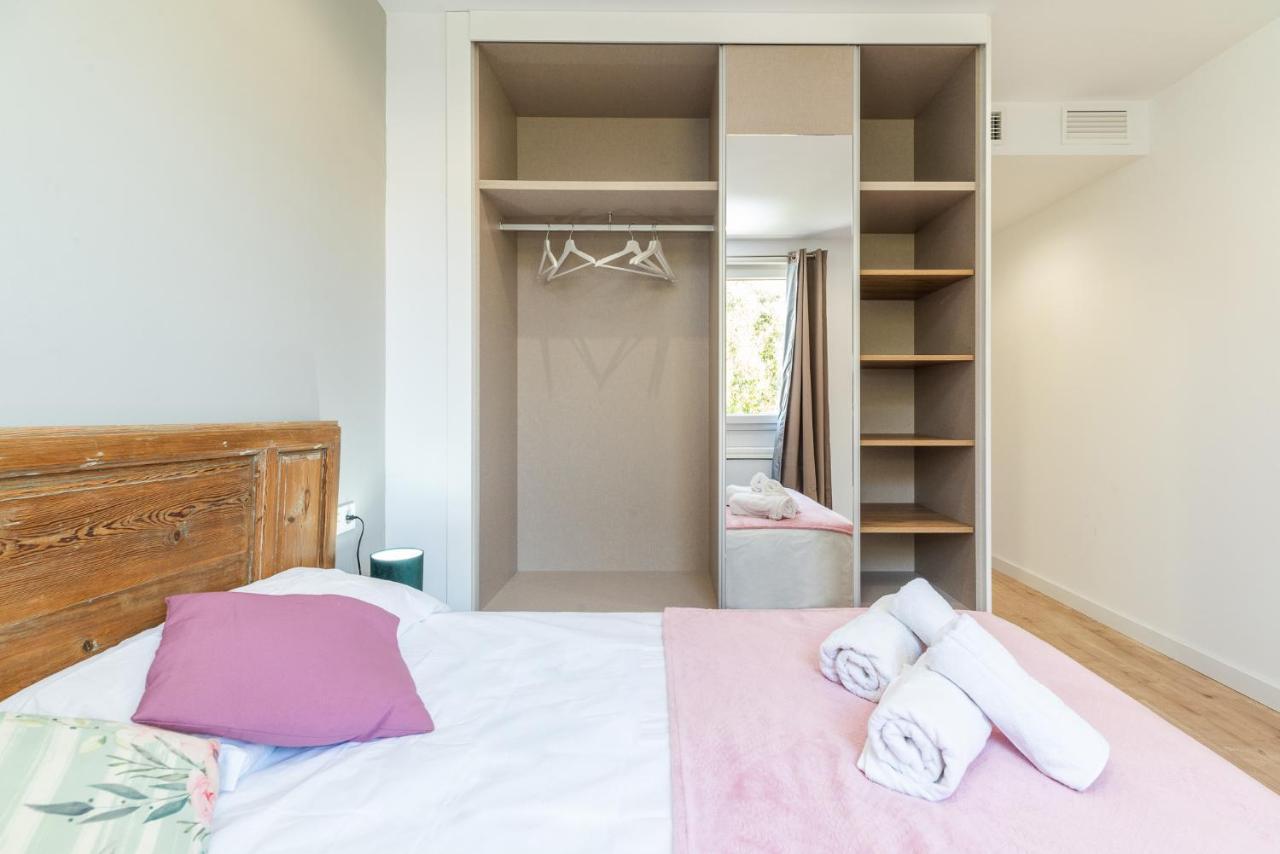Moderno Apartamento En Centro De Granada Luaran gambar