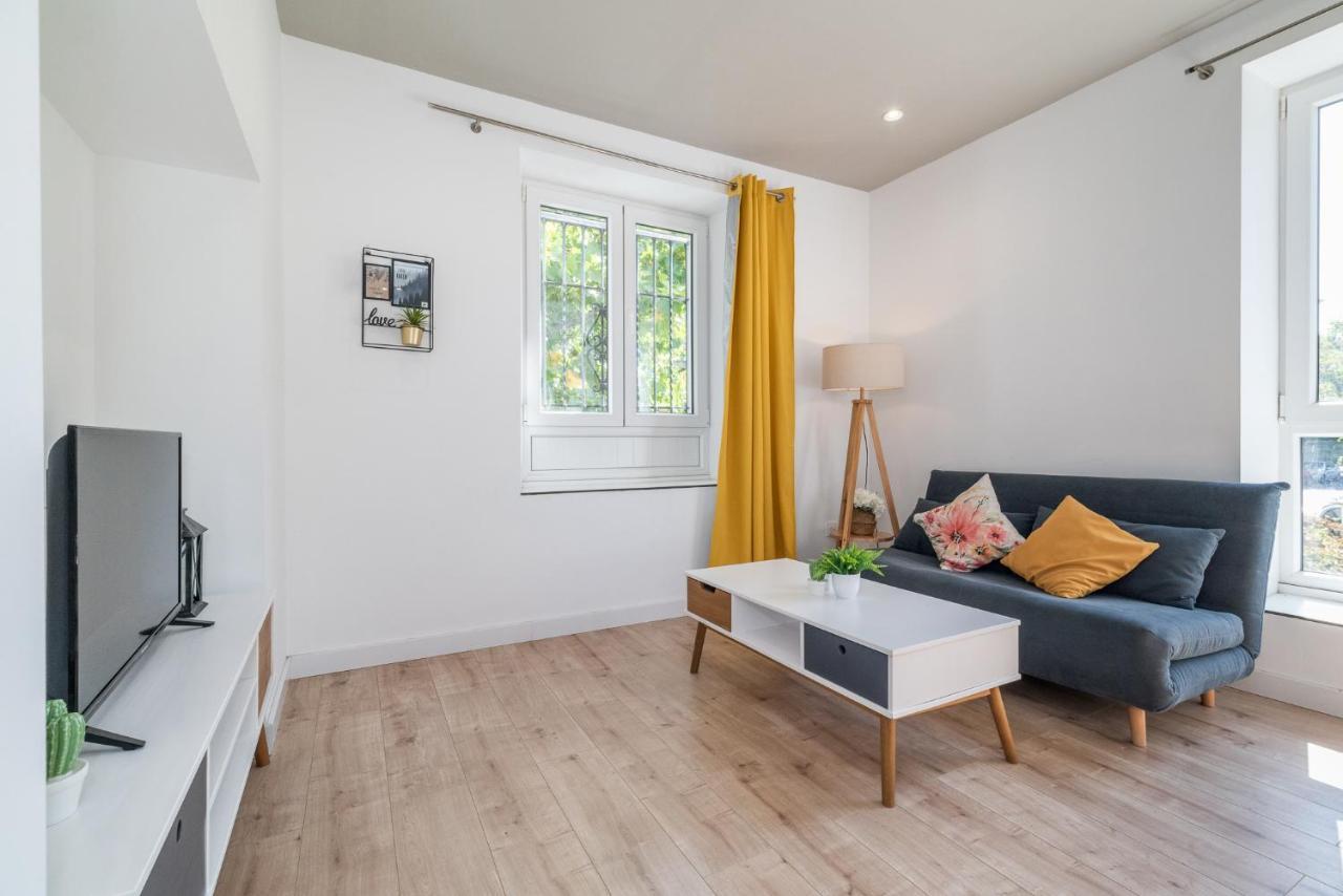 Moderno Apartamento En Centro De Granada Luaran gambar