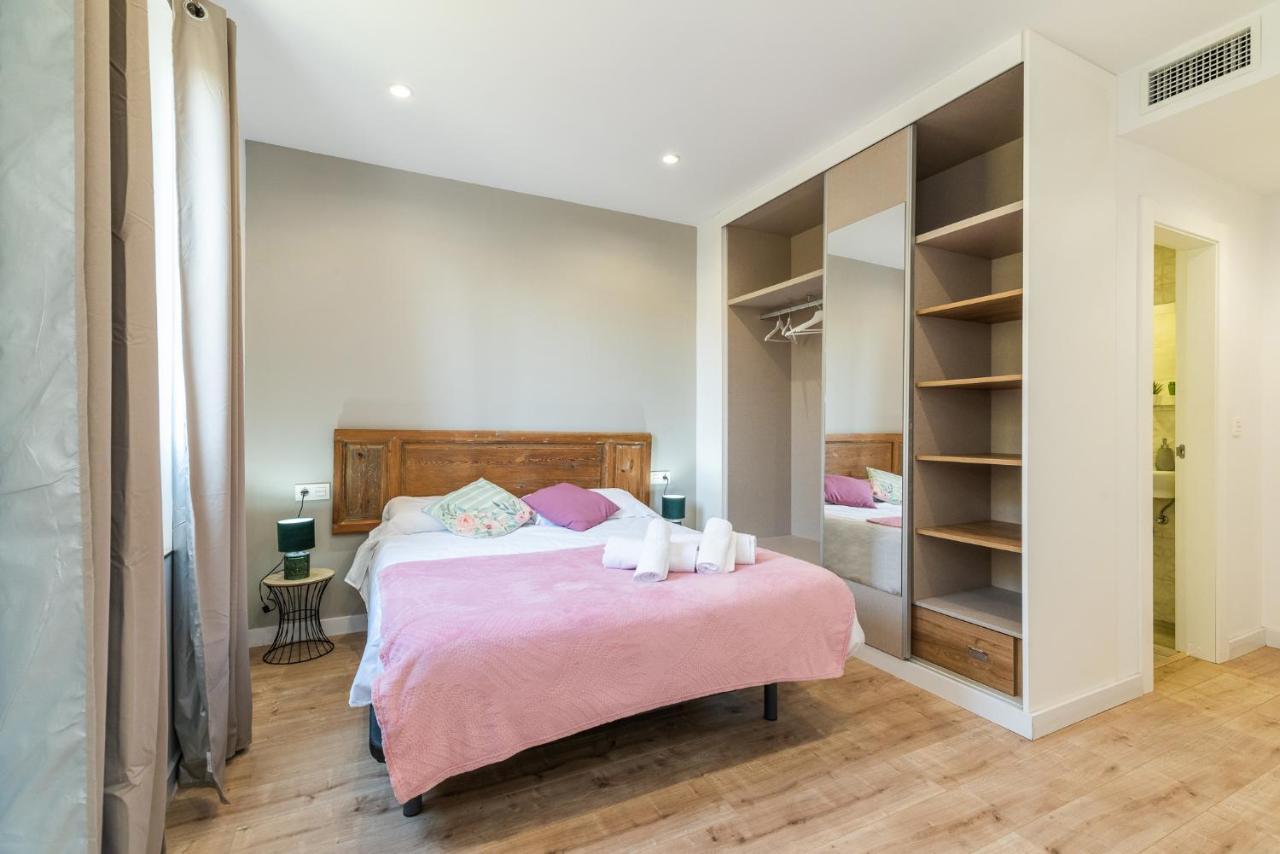 Moderno Apartamento En Centro De Granada Luaran gambar