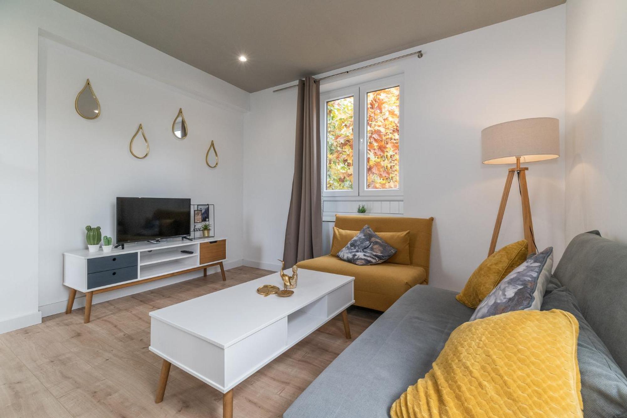 Moderno Apartamento En Centro De Granada Luaran gambar