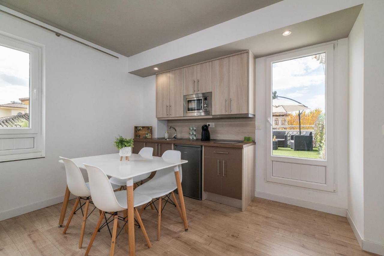 Moderno Apartamento En Centro De Granada Luaran gambar